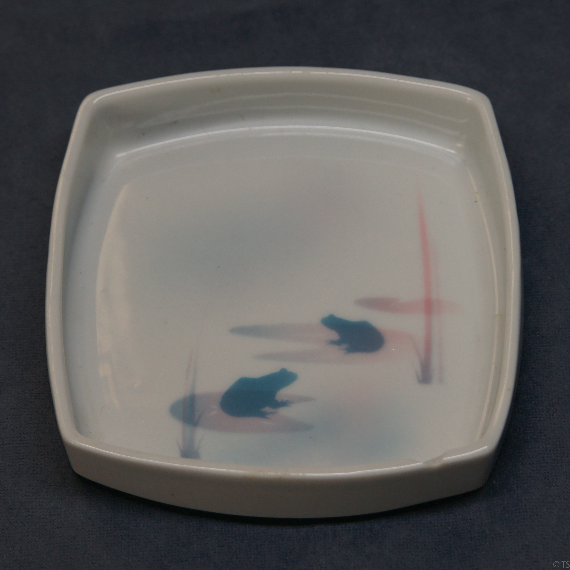 Square Pin Dish Frogs