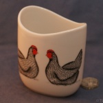 Small Oval Vase Hens